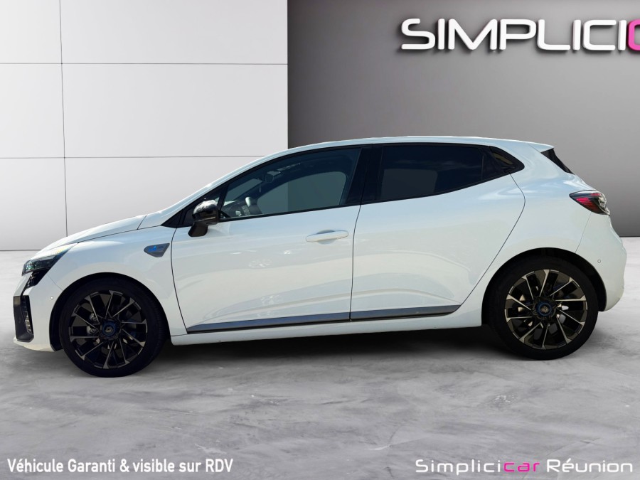 Annonce RENAULT CLIO d'occasion CLIO à Reunion (97)﻿ de 2024