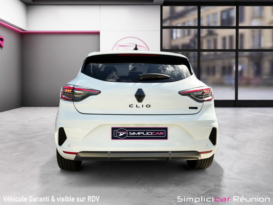 Annonce RENAULT CLIO d'occasion CLIO à Reunion (97)﻿ de 2024