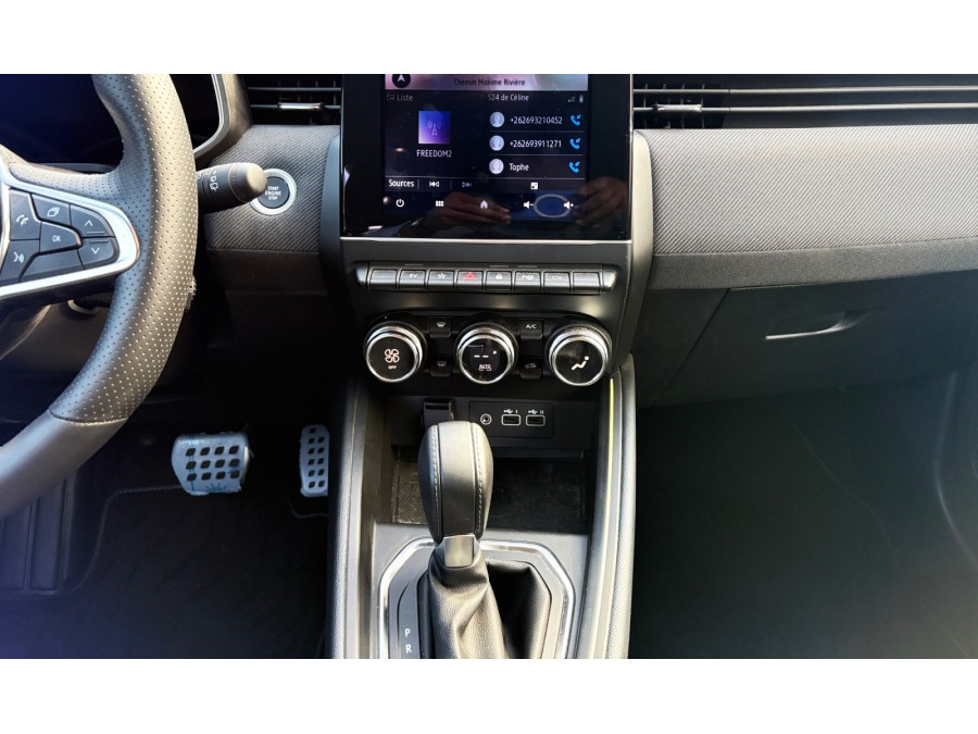 Annonce RENAULT CLIO d'occasion CLIO à Reunion (97)﻿ de 2024