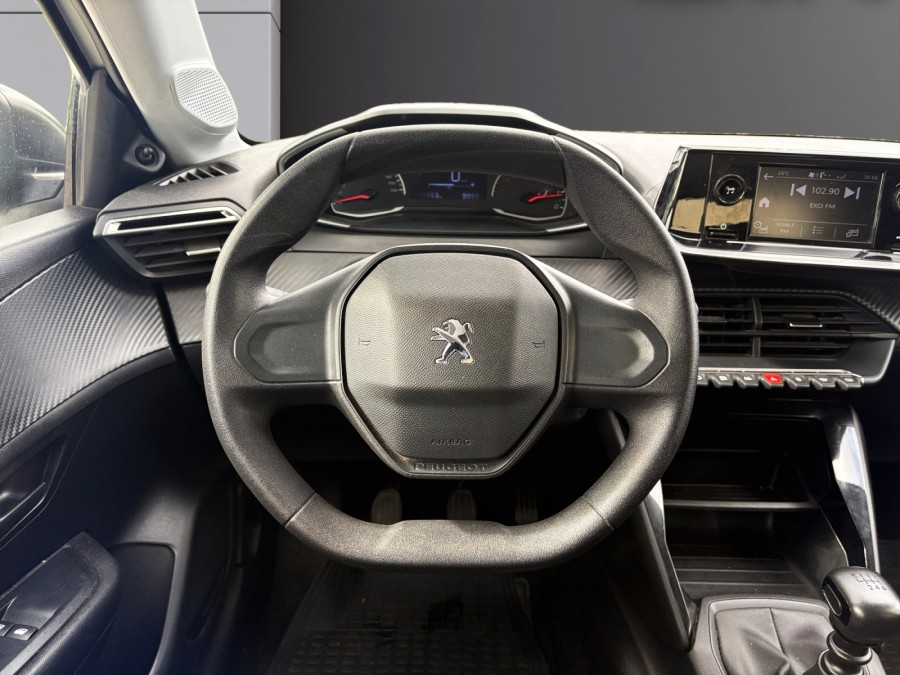 Annonce PEUGEOT 208 d'occasion 208 à Reunion (97)﻿ de 2021